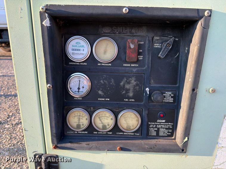 image for item EW8800 SULLAIR 185 air compressor