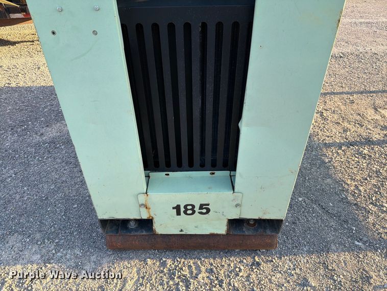 image for item EW8800 SULLAIR 185 air compressor