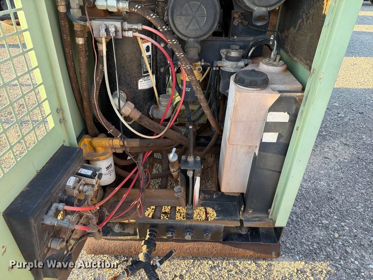 image for item EW8800 SULLAIR 185 air compressor