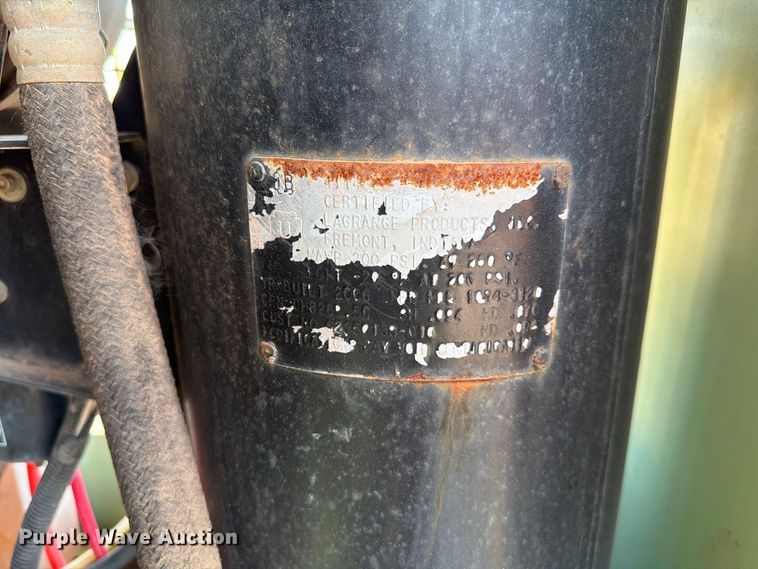 image for item EW8800 SULLAIR 185 air compressor