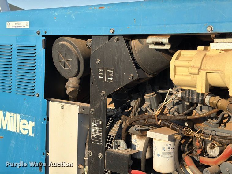 image for item EW8801 2011 Miller Big Blue Air pack welder