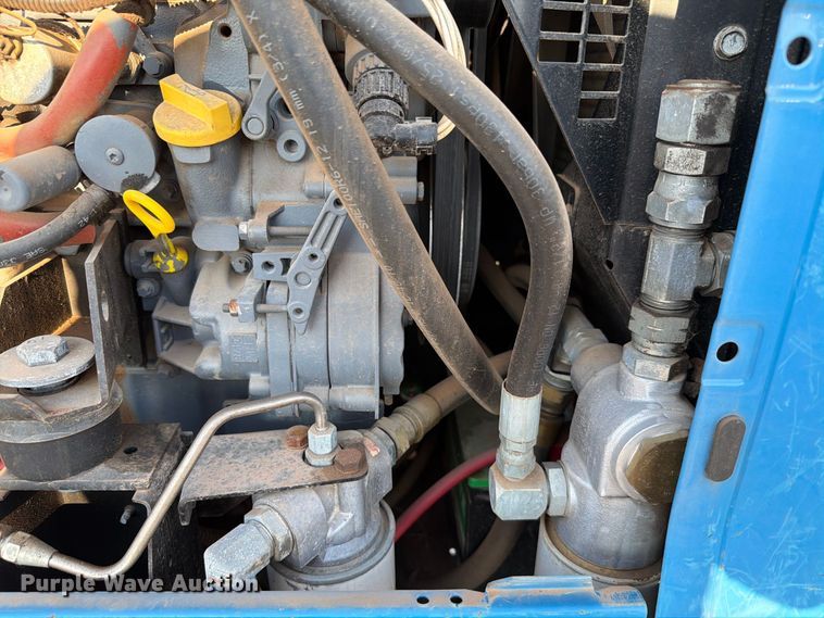 image for item EW8801 2011 Miller Big Blue Air pack welder