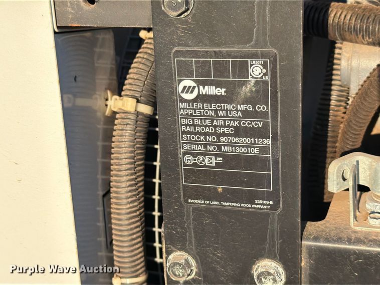 image for item EW8801 2011 Miller Big Blue Air pack welder