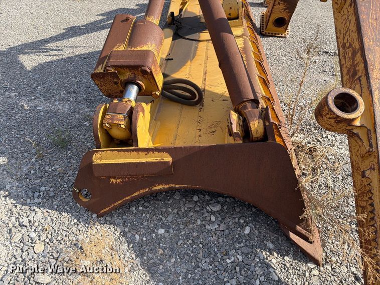 image for item EW8802 Dozer blade