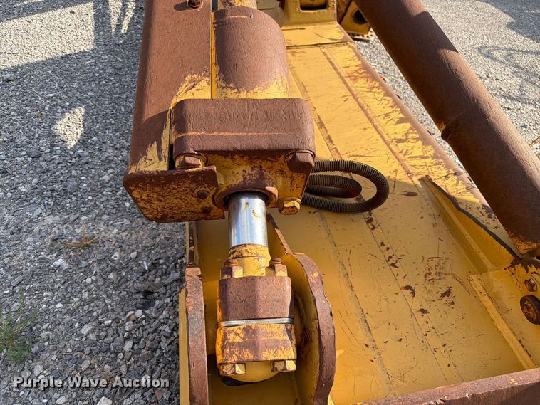 image for item EW8802 Dozer blade