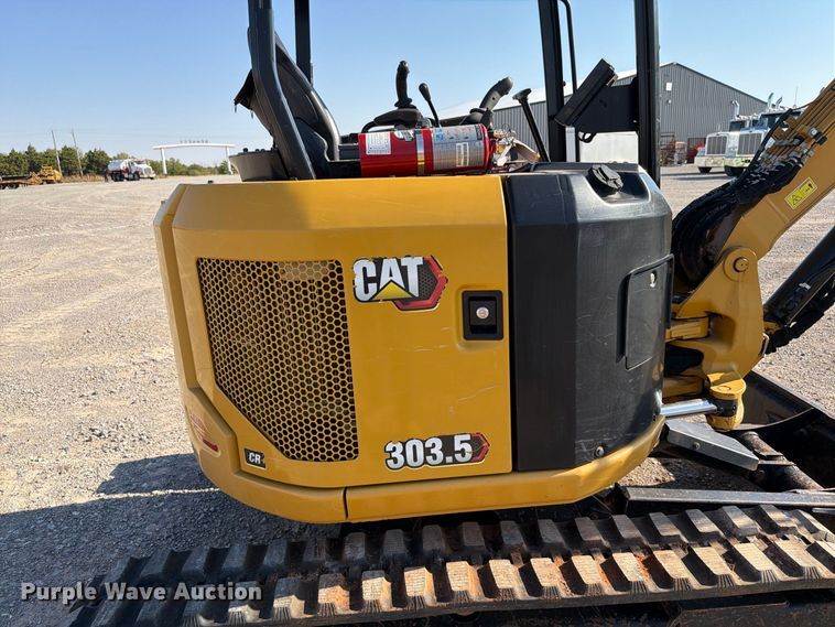 image for item EW8803 2021 Caterpillar 303.5CR mini excavator