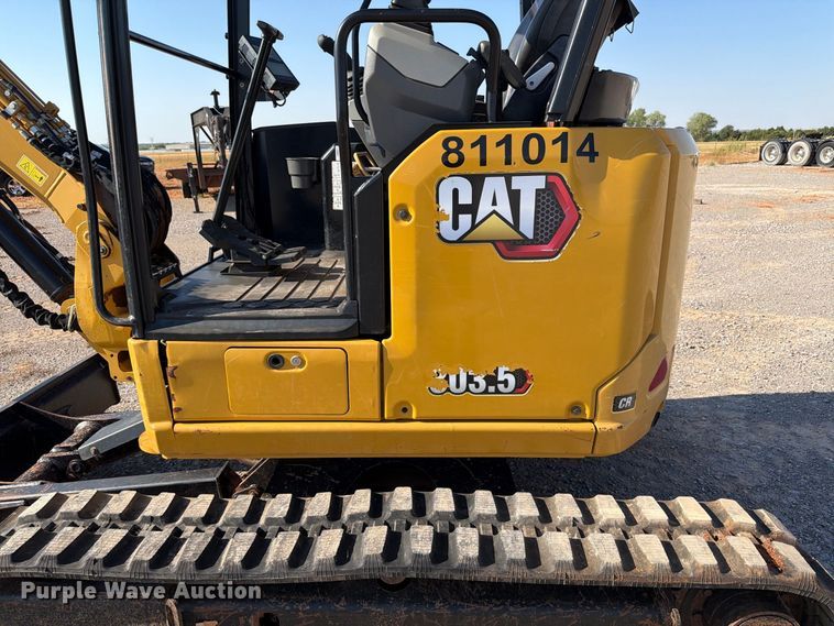 image for item EW8803 2021 Caterpillar 303.5CR mini excavator