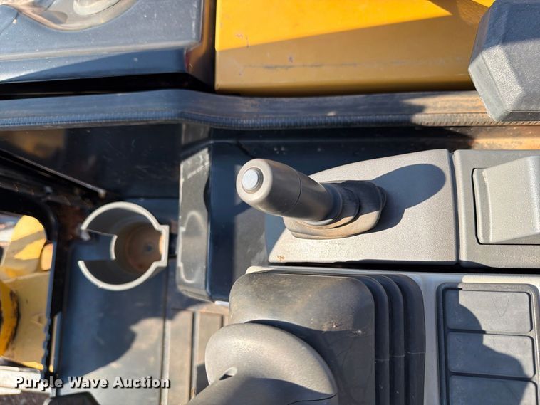 image for item EW8803 2021 Caterpillar 303.5CR mini excavator