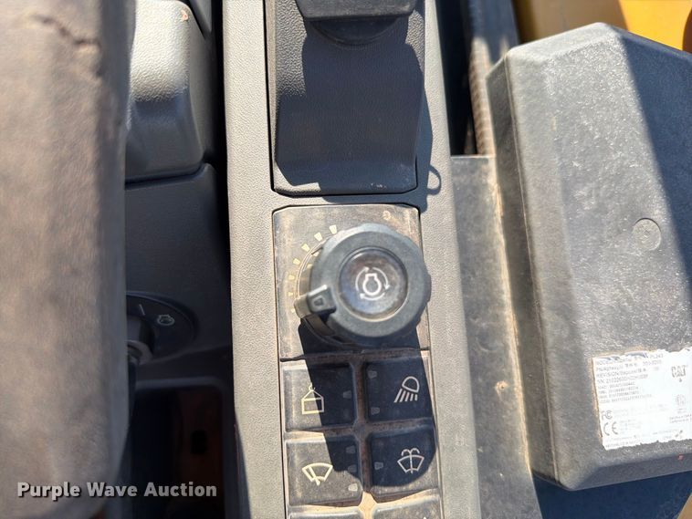 image for item EW8803 2021 Caterpillar 303.5CR mini excavator