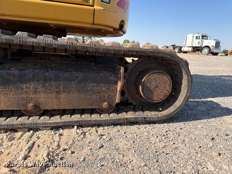 image for item EW8803 2021 Caterpillar 303.5CR mini excavator