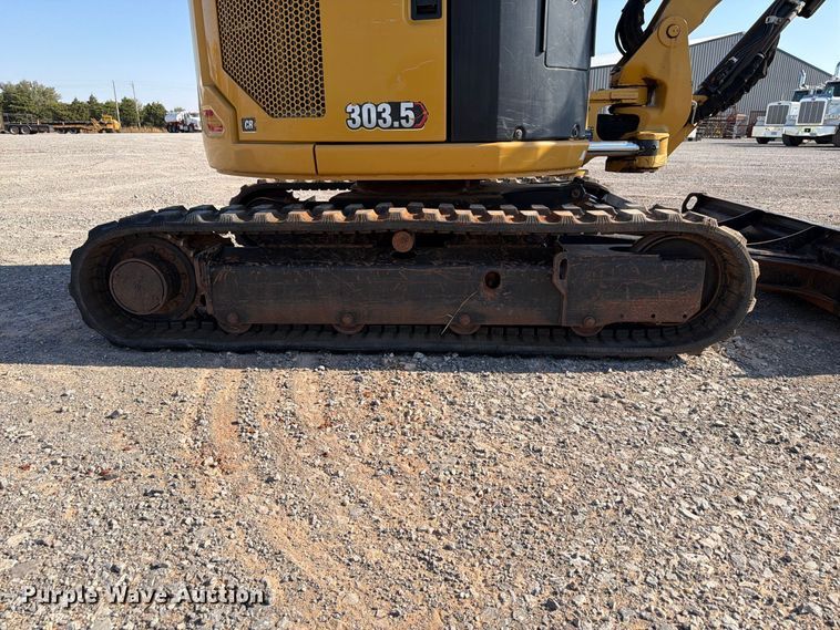image for item EW8803 2021 Caterpillar 303.5CR mini excavator