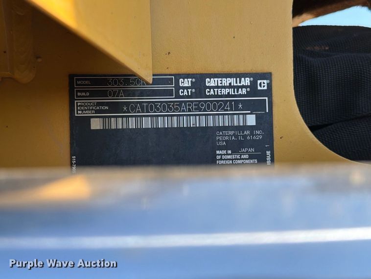 image for item EW8803 2021 Caterpillar 303.5CR mini excavator