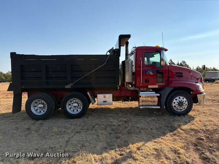 image for item EW8924 2013 Mack CXU613 dump truck
