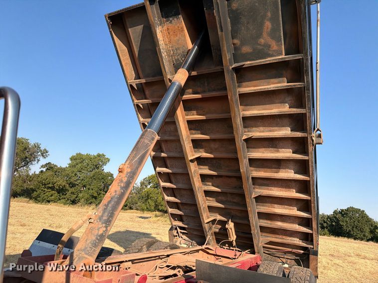 image for item EW8924 2013 Mack CXU613 dump truck
