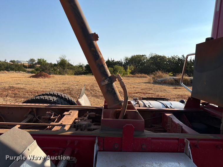 image for item EW8924 2013 Mack CXU613 dump truck