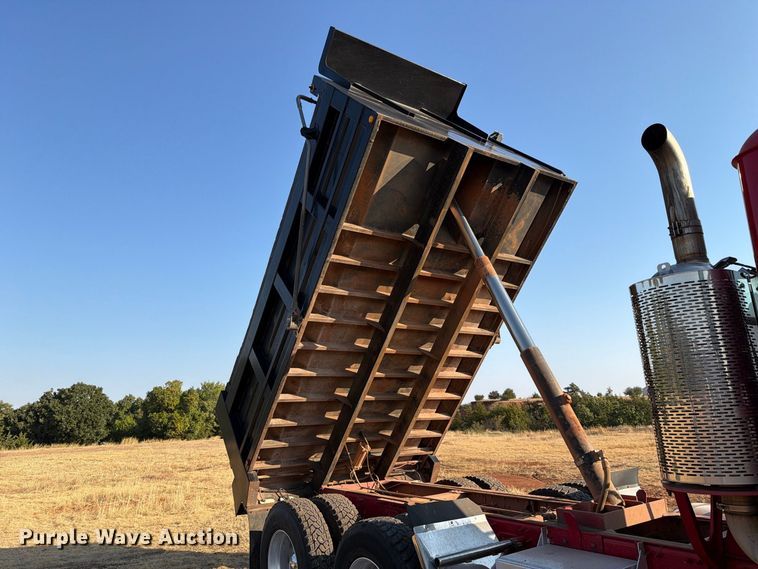 image for item EW8924 2013 Mack CXU613 dump truck