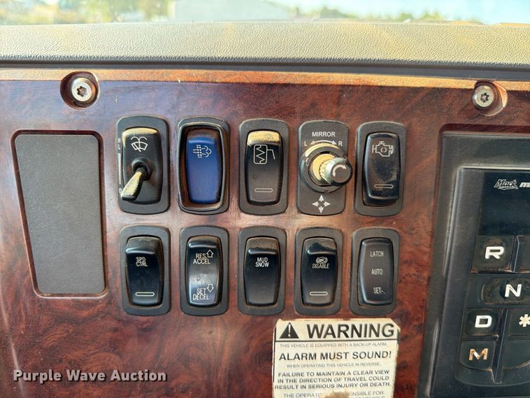 image for item EW8924 2013 Mack CXU613 dump truck