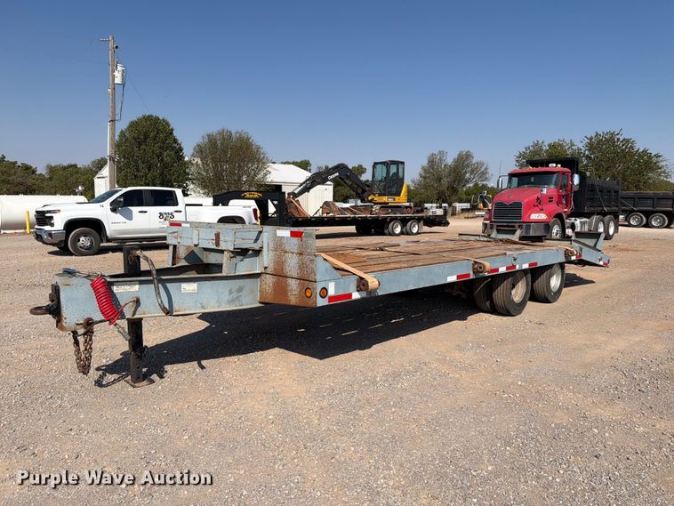 2000 Interstate equipment trailer