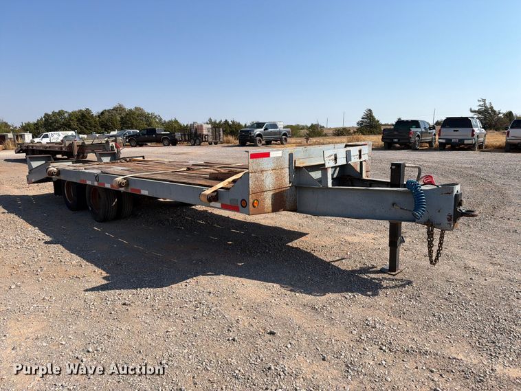image for item EW8925 2000 Interstate equipment trailer