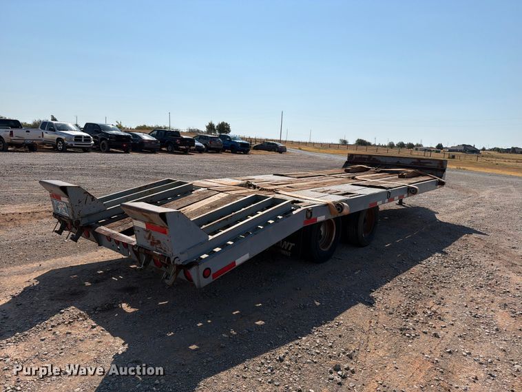 image for item EW8925 2000 Interstate equipment trailer