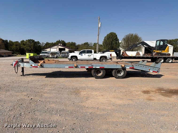 image for item EW8925 2000 Interstate equipment trailer