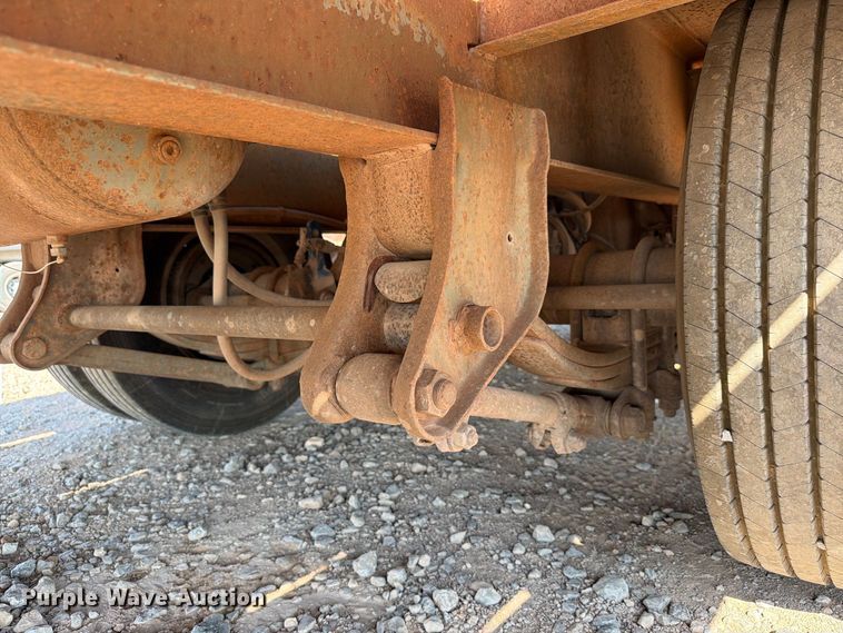 image for item EW8925 2000 Interstate equipment trailer
