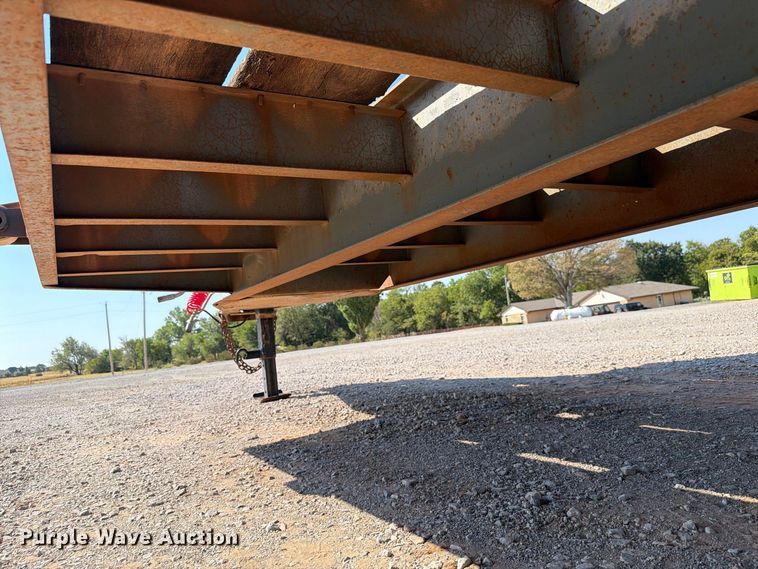 image for item EW8925 2000 Interstate equipment trailer