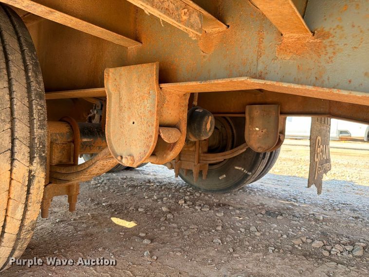 image for item EW8925 2000 Interstate equipment trailer