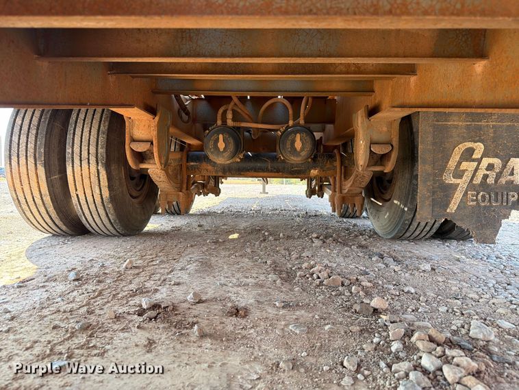 image for item EW8925 2000 Interstate equipment trailer