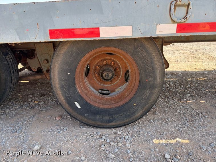 image for item EW8925 2000 Interstate equipment trailer