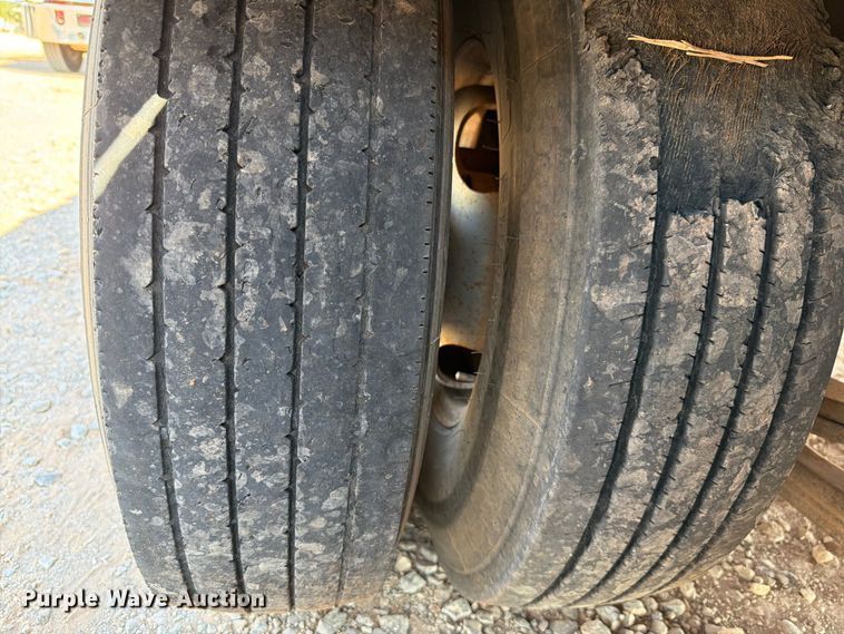 image for item EW8925 2000 Interstate equipment trailer