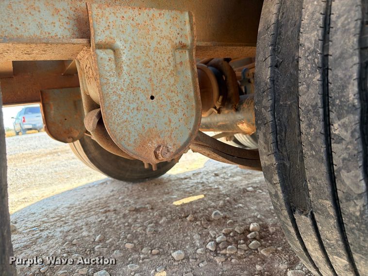 image for item EW8925 2000 Interstate equipment trailer