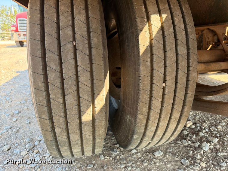 image for item EW8925 2000 Interstate equipment trailer