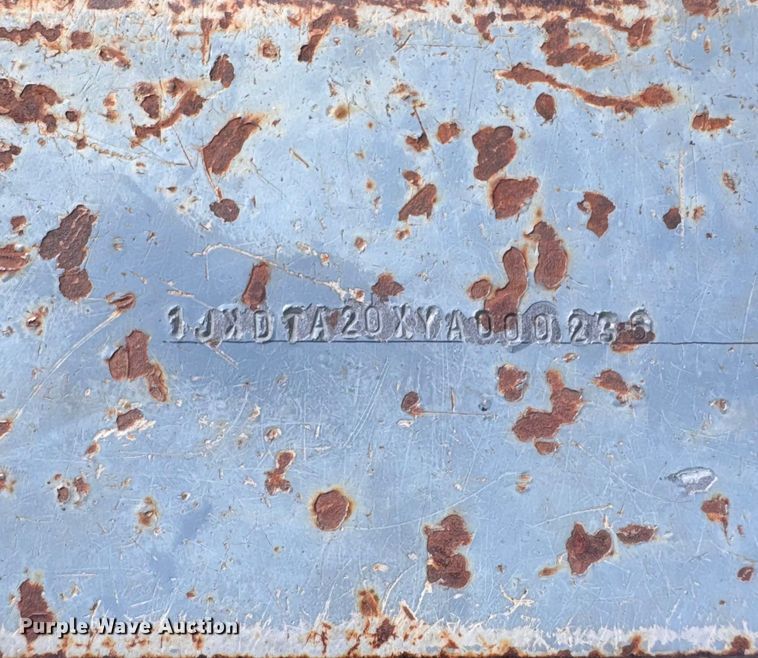 image for item EW8925 2000 Interstate equipment trailer