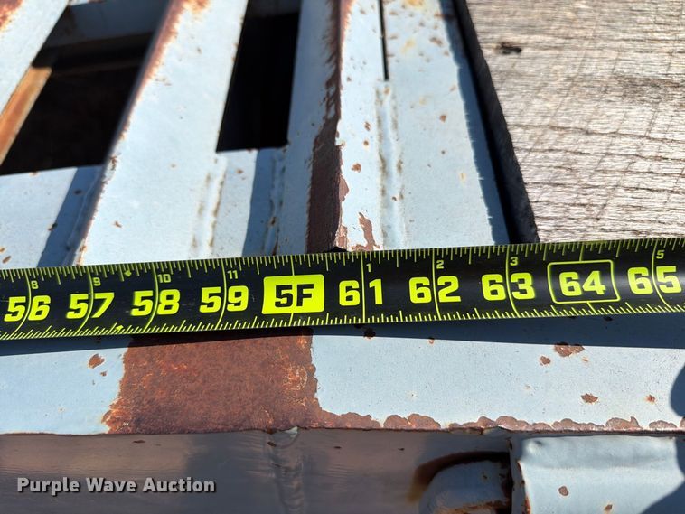 image for item EW8927 1996 Interstate 20DTA equipment trailer