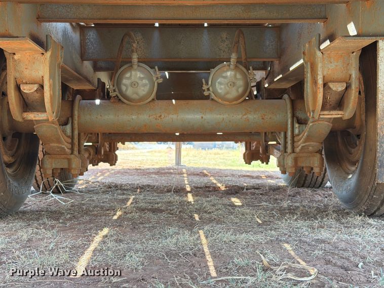 image for item EW8927 1996 Interstate 20DTA equipment trailer