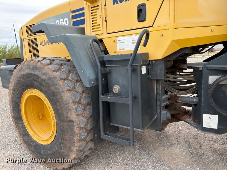 image for item EW8968 2007 Komatsu WA250-5L wheel loader