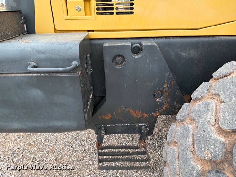 image for item EW8968 2007 Komatsu WA250-5L wheel loader