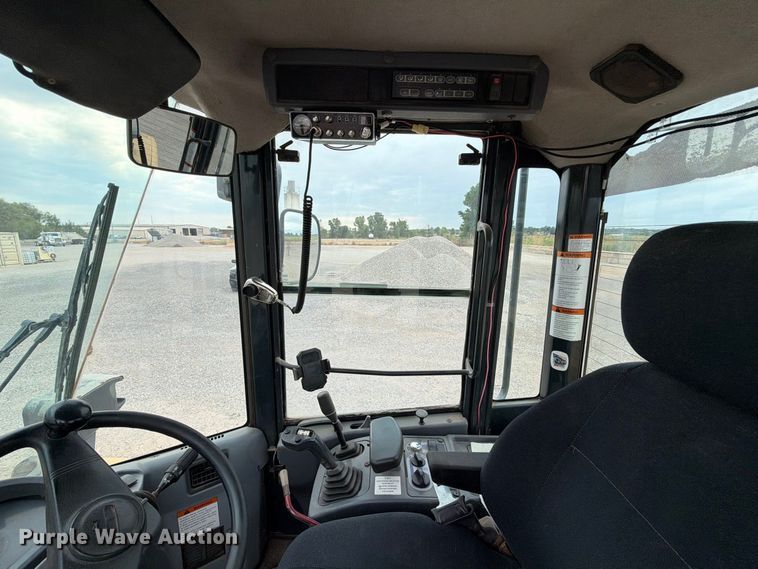 image for item EW8968 2007 Komatsu WA250-5L wheel loader