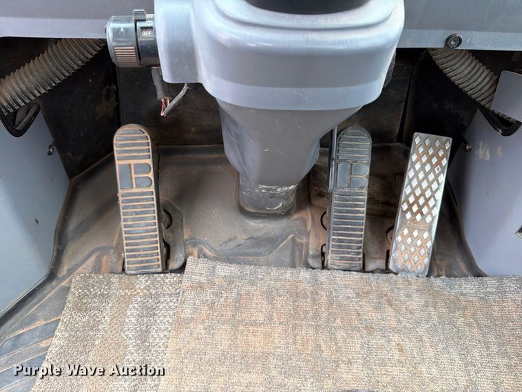 image for item EW8968 2007 Komatsu WA250-5L wheel loader