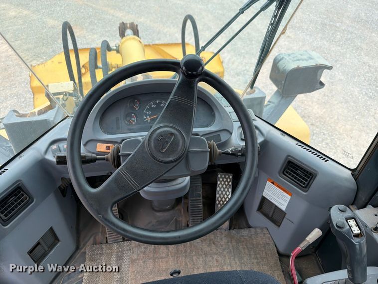 image for item EW8968 2007 Komatsu WA250-5L wheel loader