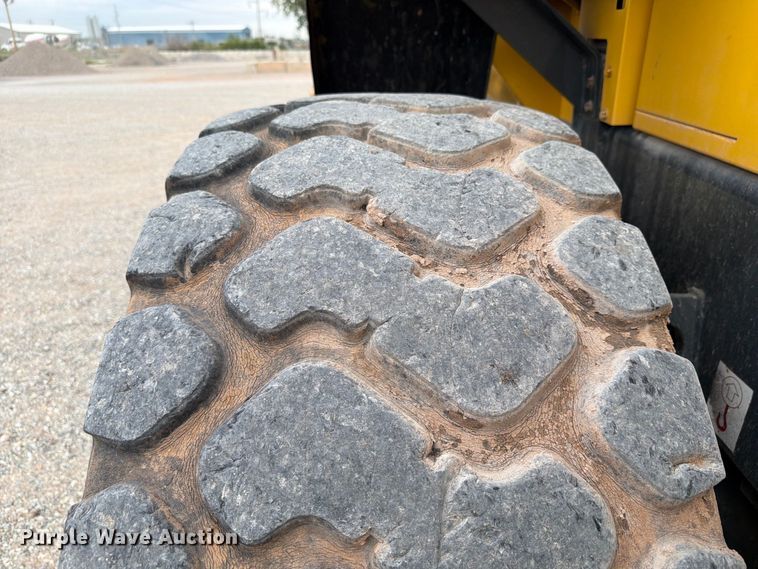 image for item EW8968 2007 Komatsu WA250-5L wheel loader
