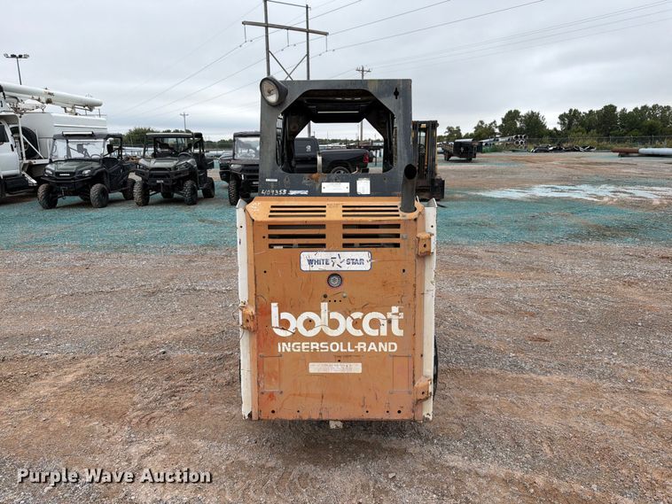 image for item EW8974 2000 Bobcat 453 skid steer loader