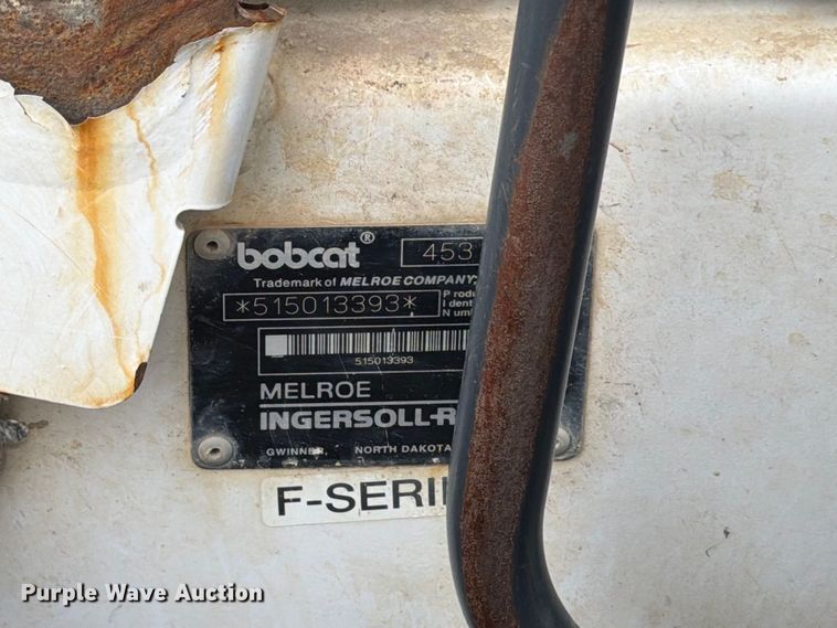 image for item EW8974 2000 Bobcat 453 skid steer loader