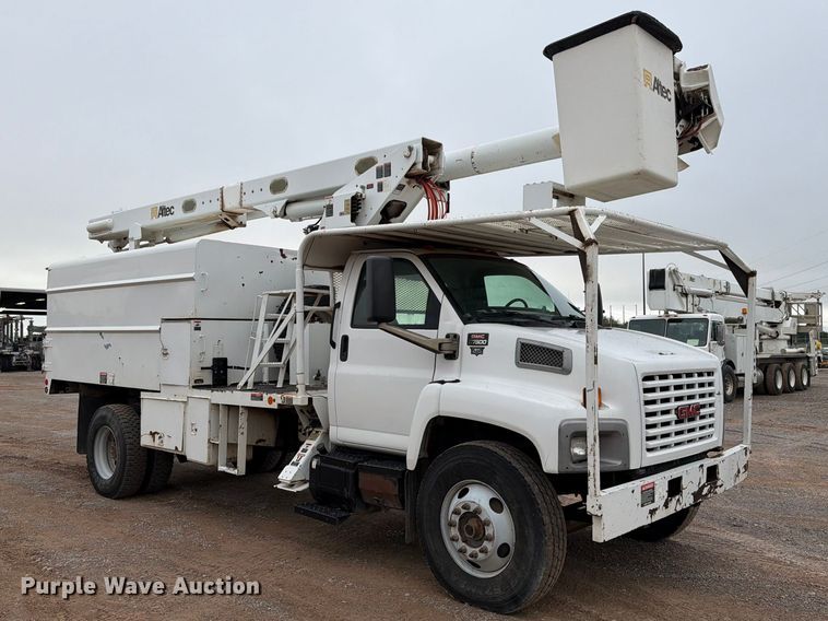 image for item EW8978 2005 GMC C7 forestry bucket truck