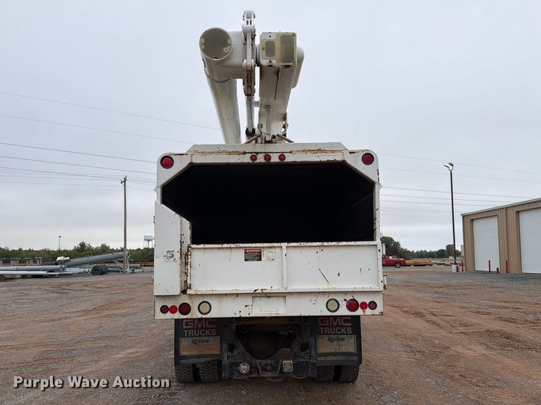 image for item EW8978 2005 GMC C7 forestry bucket truck