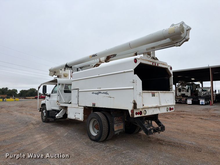 image for item EW8978 2005 GMC C7 forestry bucket truck