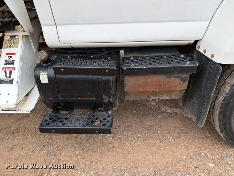 image for item EW8978 2005 GMC C7 forestry bucket truck