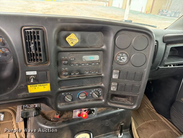 image for item EW8978 2005 GMC C7 forestry bucket truck