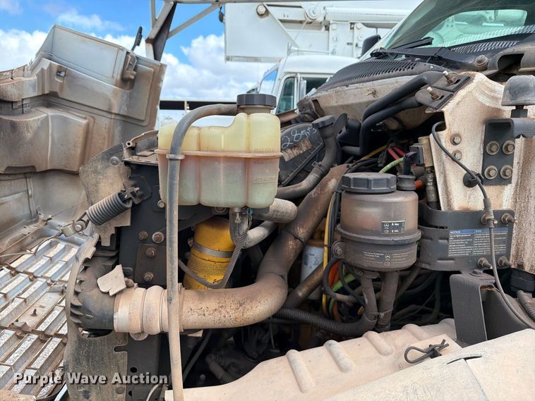 image for item EW8978 2005 GMC C7 forestry bucket truck